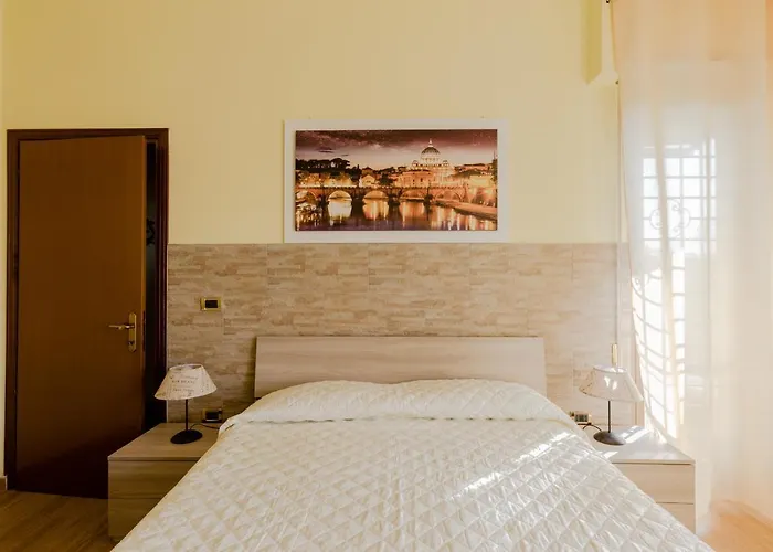 Le Rondini Apartment, 5 Persone, 2 Balconi, Policlinico Tor Vergata E Casilino, Metro C Torre Maura Per Il Colosseo A 10 Minuti, Wi-fi, Aria Condizionata Apartamento