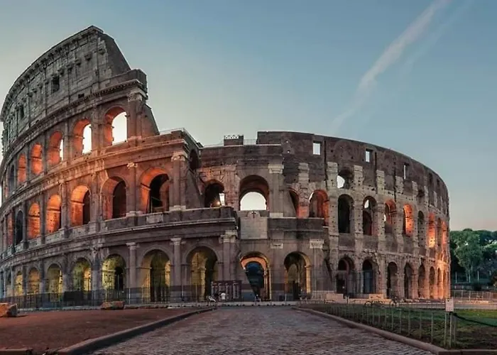 Apartment Le Rondini Apartment, 5 Persone, 2 Balconi, Policlinico Tor Vergata E Casilino, Metro C Torre Maura Per Il Colosseo A 10 Minuti, Wi-fi, Aria Condizionata Rome